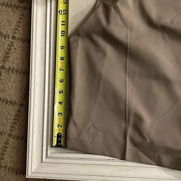 Joseph A Banks Traveler collection shorts British Tan tailored fit 38 NWOT - Picture 5 of 9